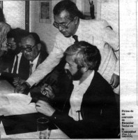 /album/fotogaleria%3a-iii%c2%aa-legislatura%3a-1987-1991/firma-convenio-bienestar-social-laopinion-27-5-89-jpg1/